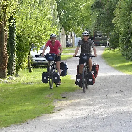 Lataria Dei Magredi 팜스테이 비바로