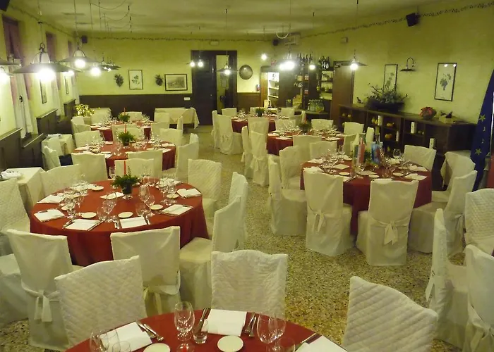 Lataria Dei Magredi Κατάλυμα σε φάρμα *